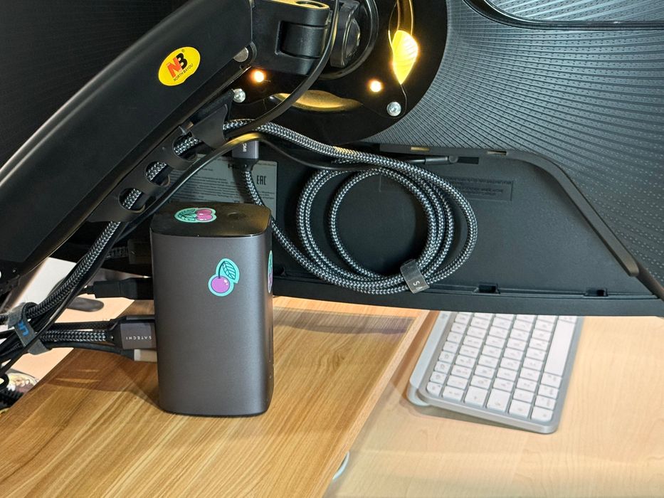 Samsung Odyssey G7 32” QHD 240Hz — як новий, з коробкою