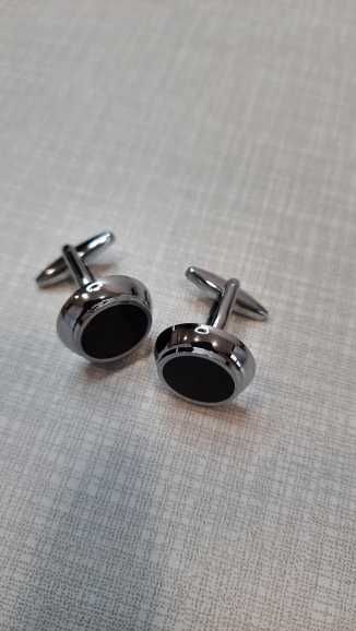 Spinki do mankietów do koszuli srebrne czarna emalia mankietowe