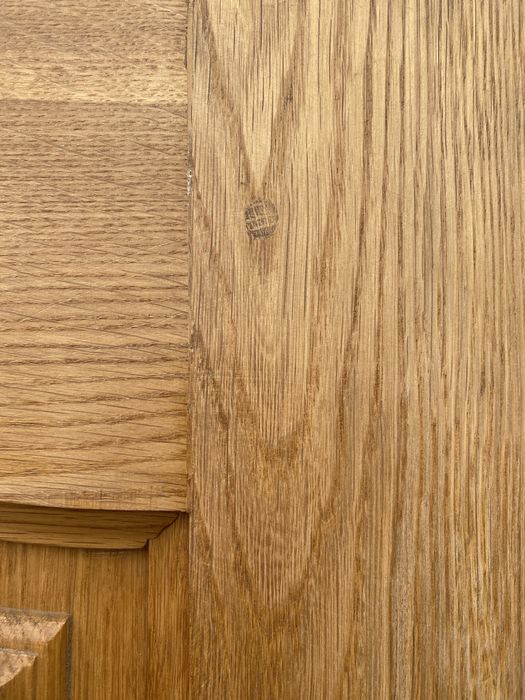 Продам вхідні чи між тамбурні  дубові  двері  в хорошому стані.