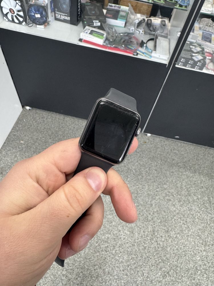 Apple Watch 3 42(акум 96%)