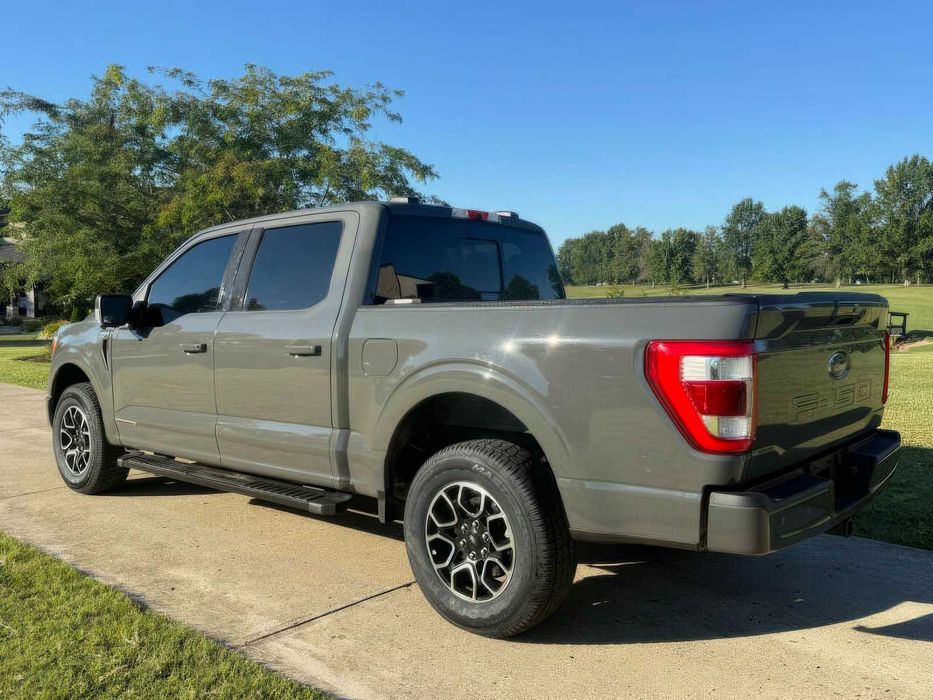 Ford F-150 Lariat      2021