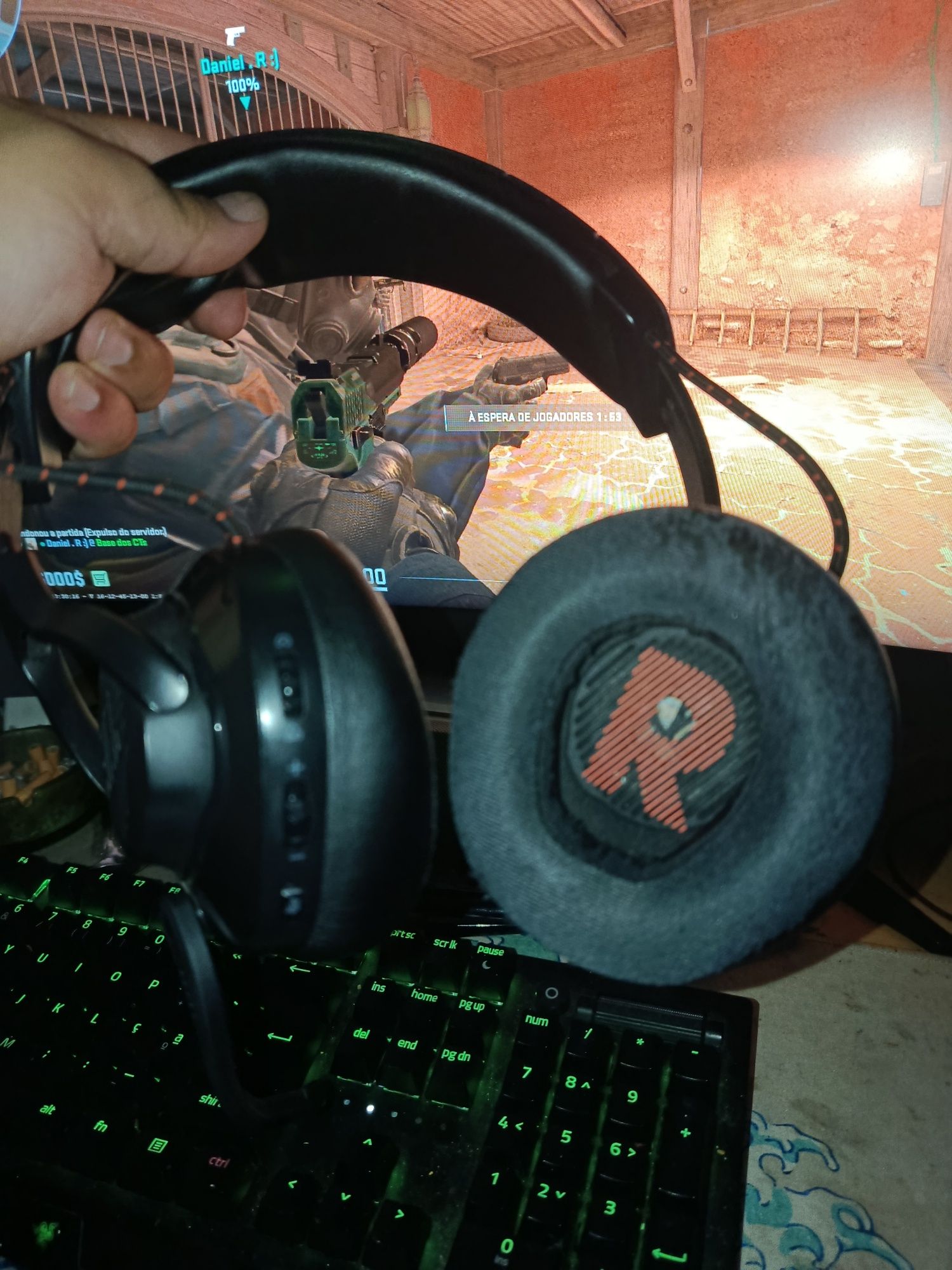 Headset gamer JBL quantum 610