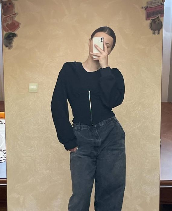 Афігєнна трендова зіпка в корсетному стилі CIDER
size: s
price: 2