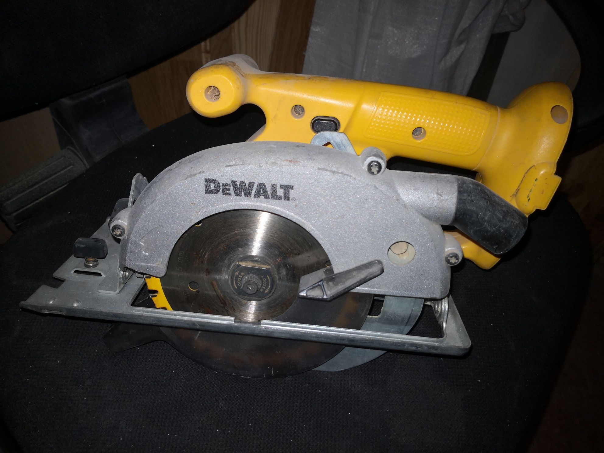 DeWalt 18 вольовий інструмент