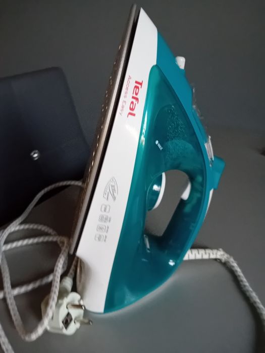 Tefal ceramiczne zelazko parowe