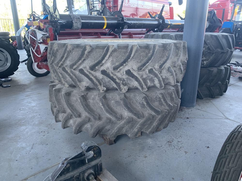 Трактор New Holland з ПДВ 8.390 2012 год Case 340