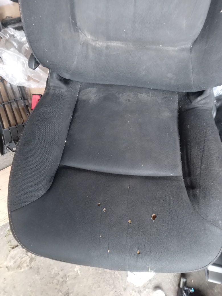 Fotel kierowcy opel vivaro renault trafic III