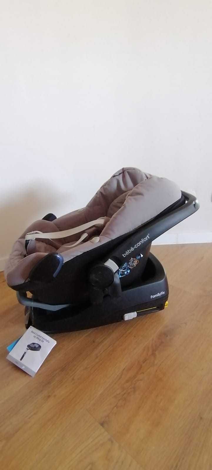 Cadeira Auto + Isofix Bébé-confort/Maxi-Cosi em excelente estado