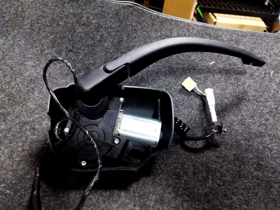 ## Silnik tylnej wycieraczki / Wycieraczka ## Toyota Aygo ## Ramię ##