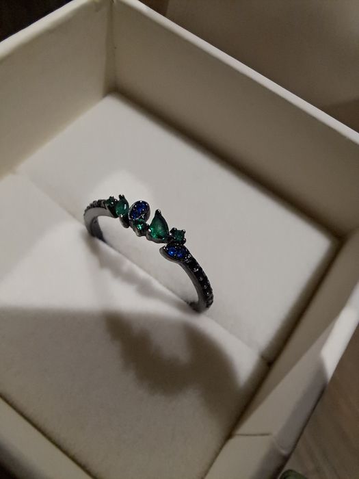 Pierscionek Apart r.14 srebro oksydowane