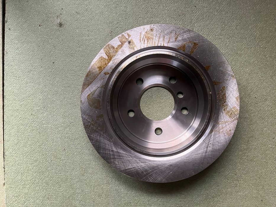 Продам задні тормозні диски BMW E39