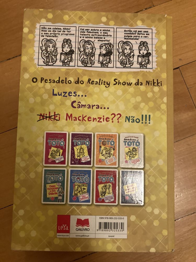 Livros Juvenil menina