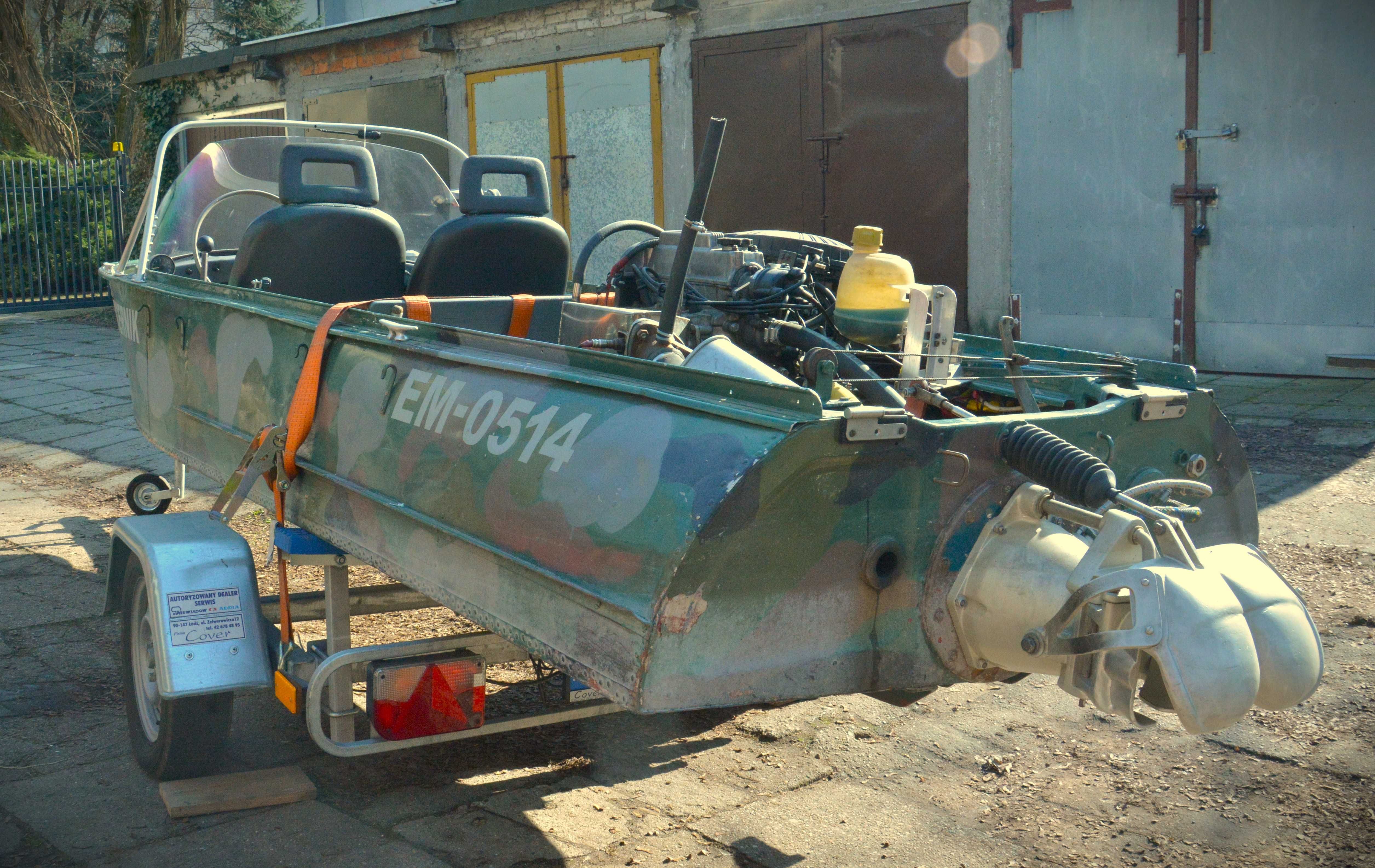Łódź motorowodna/wodnoodrzutowa typu KAZANKA // UNIKAT