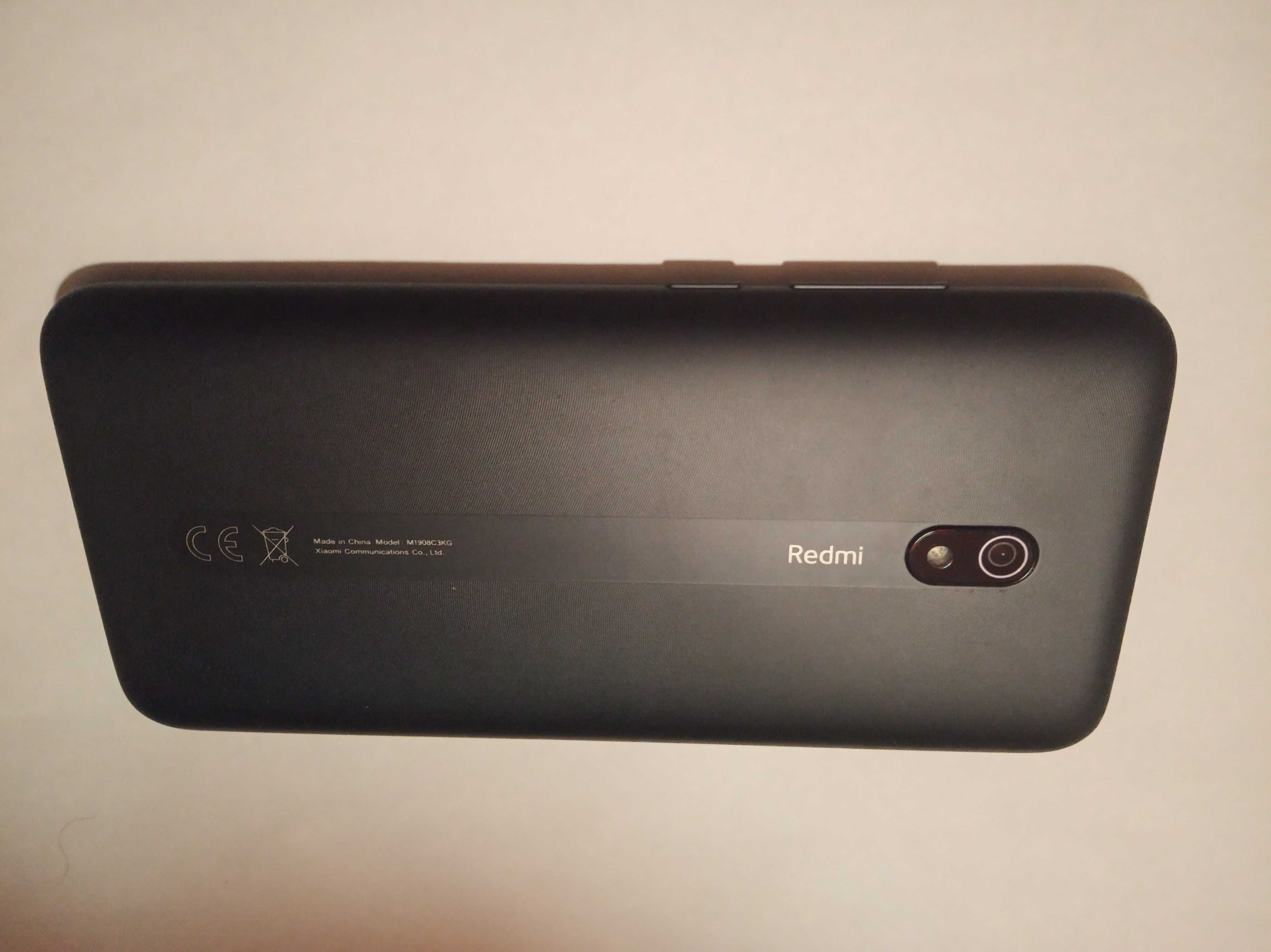 Продам Xiaomi Redmi 8A, працював мало, комплект