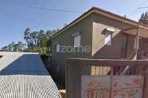 Moradia T2/T3 para Recuperar com terreno