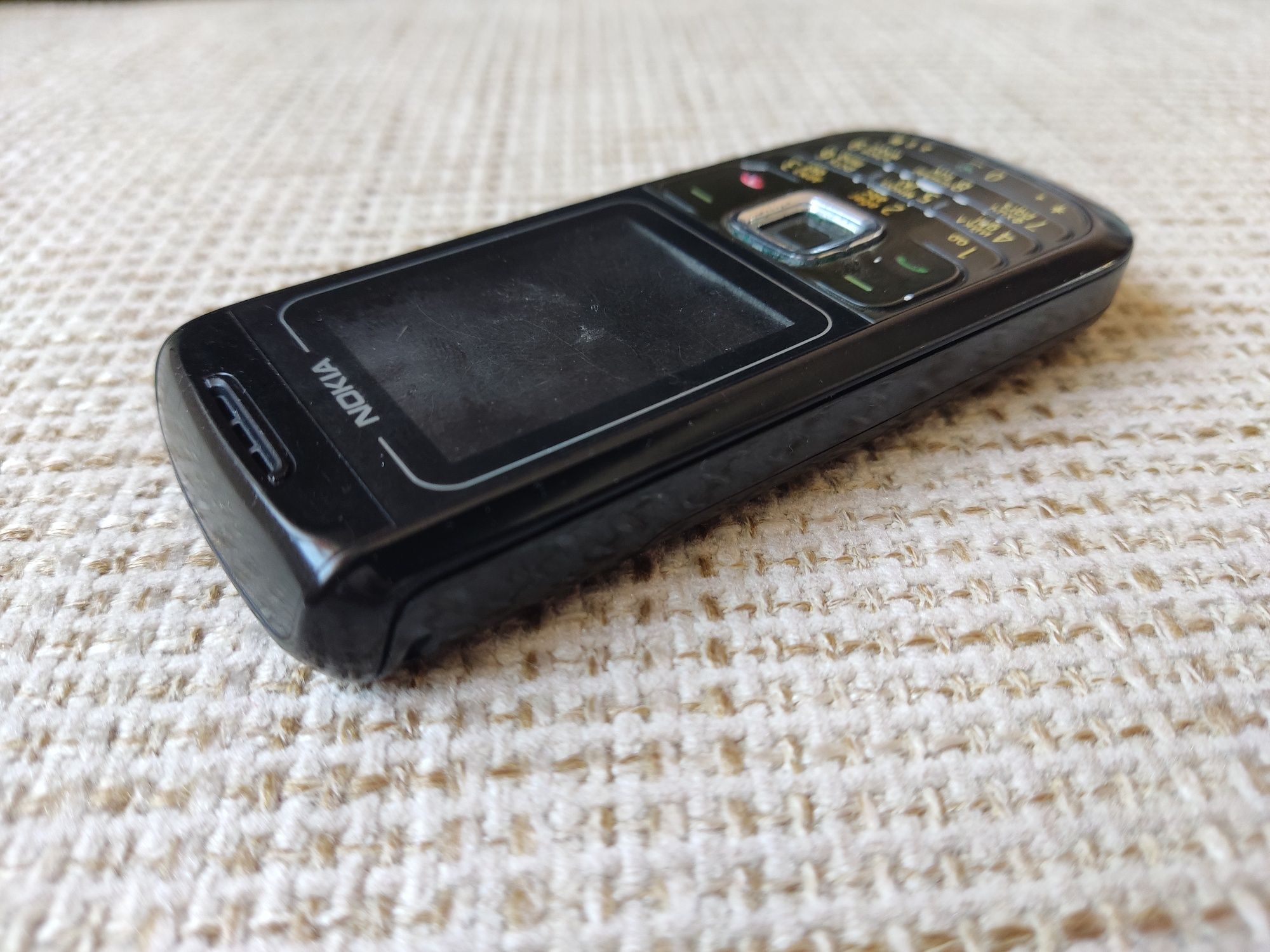 Продам Nokia 1680c-2