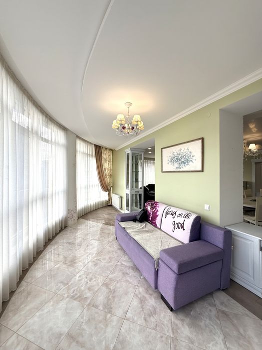 Велика 3к-Квартира з Авторським ремонтом у Калиновій Слободі.