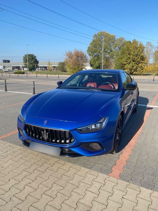 Maserati  (Cesia Leasingu) Ghibli 2.0 Gransport