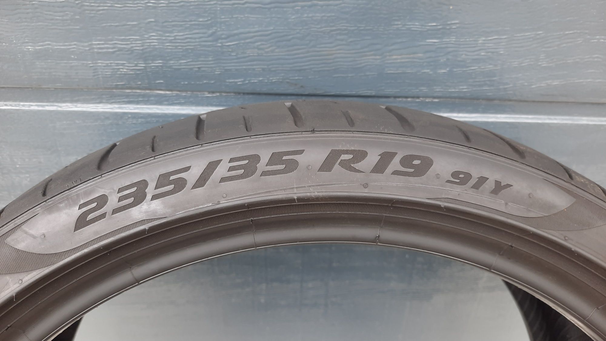 Pirelli 235/35 R19 P Zero 6 mm 2022