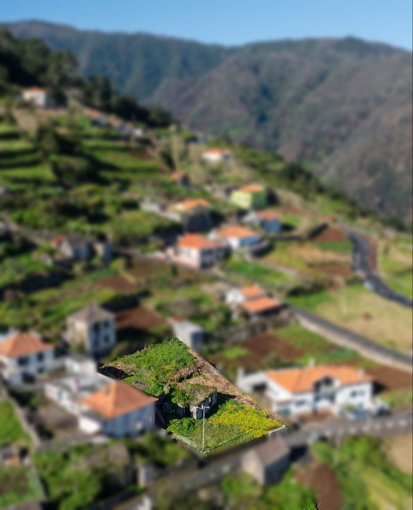 Vendo terreno na Ribeira da Janela