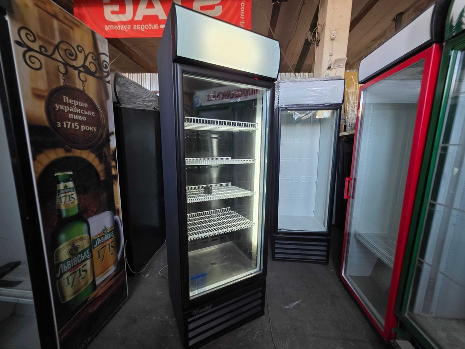 Холодильна шафа шкаф вітрина Everest EV 18 SD Антрацит. Стан гарний