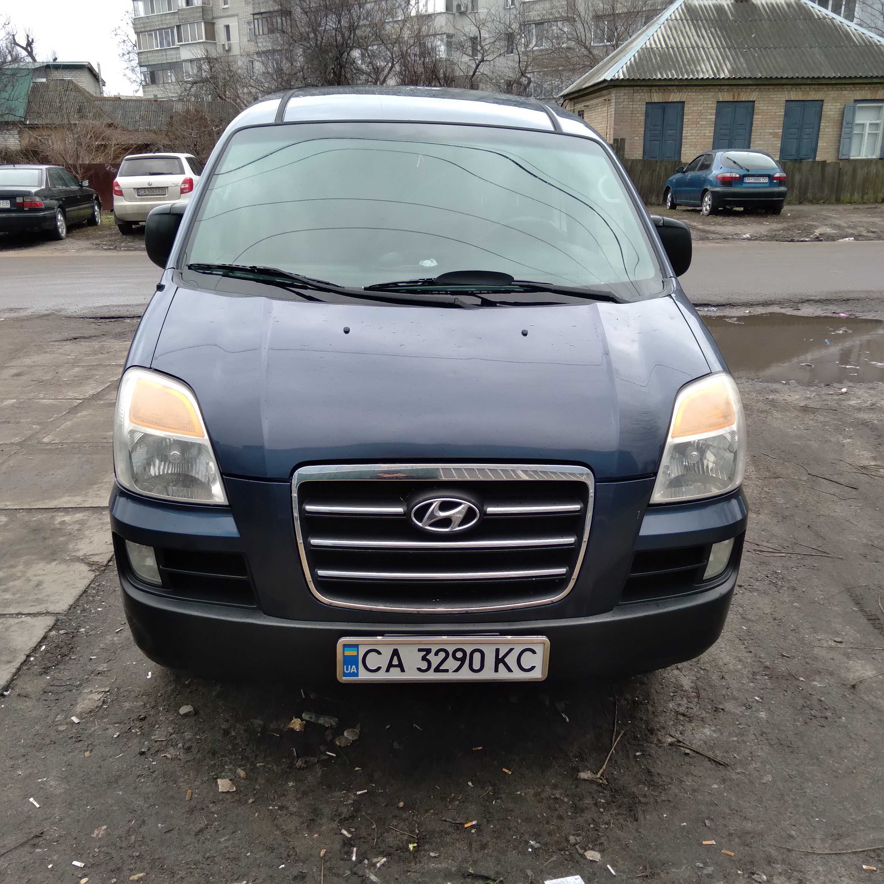 Продаж HYUNDAI H-1