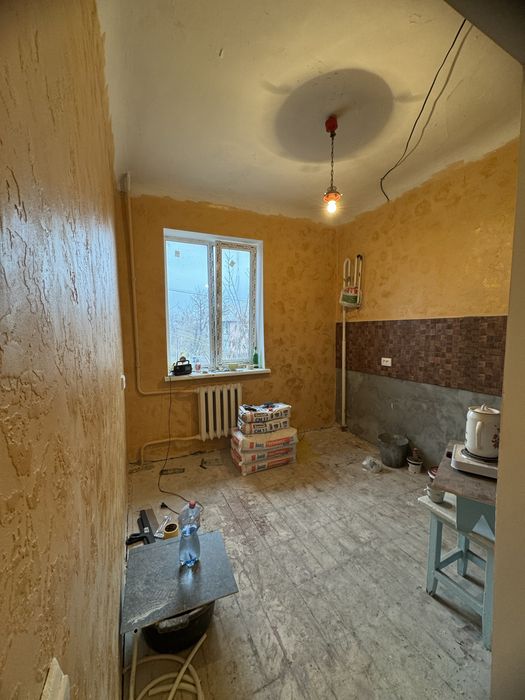 Продам Трехкомнатную квартиру на Югоке-Матреновка.