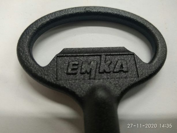 Klucze do szaf sterowniczych EMKA