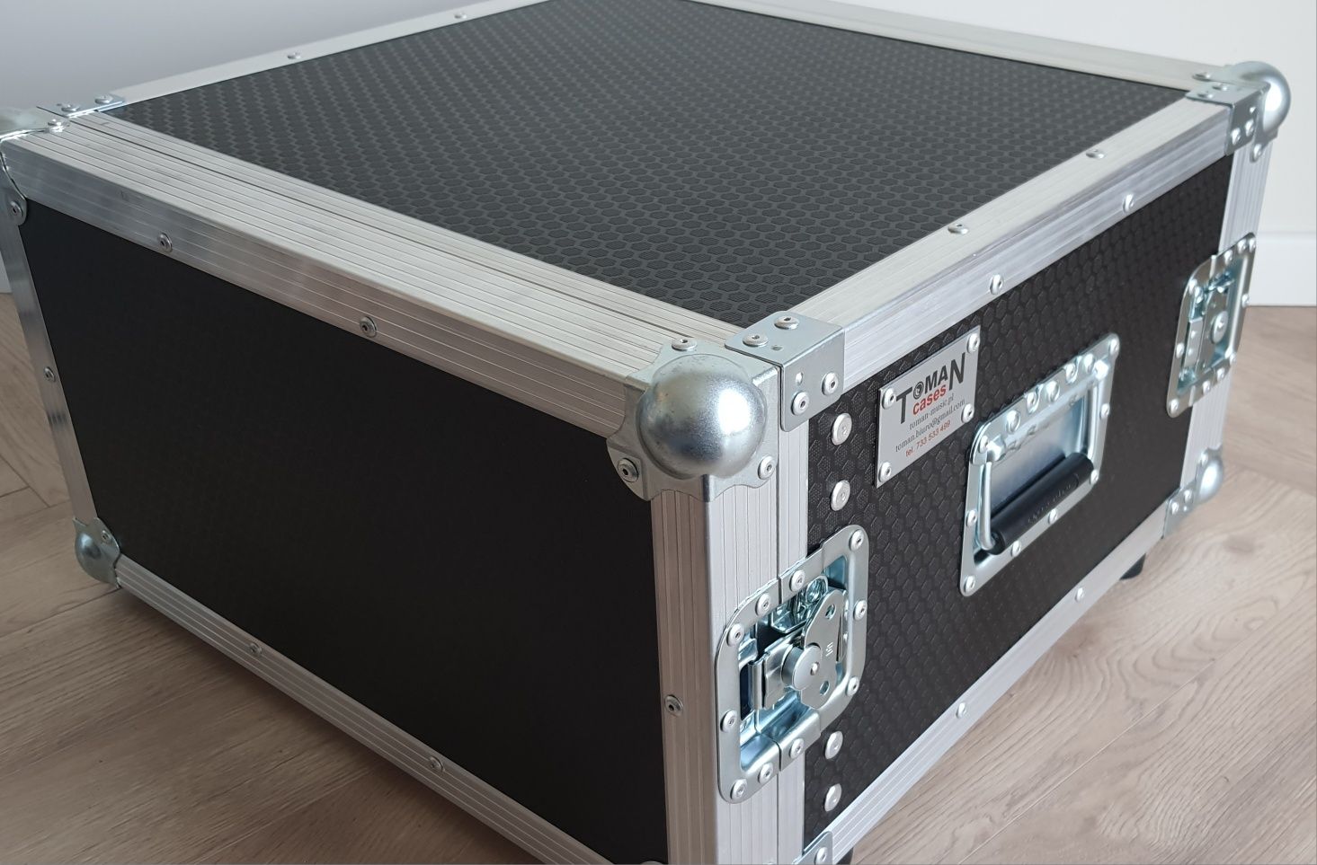 Zestaw wzmacniaczy Martin Audio + Xilica 96 kHz / polaudio sla112
