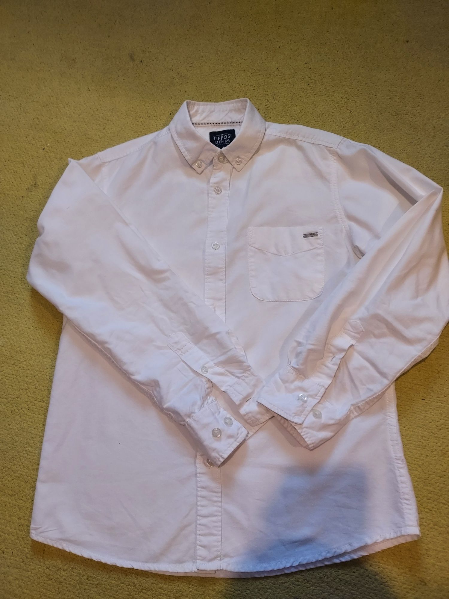 Roupa de menino de 11/12