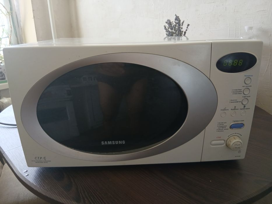 Мікрохвильова піч