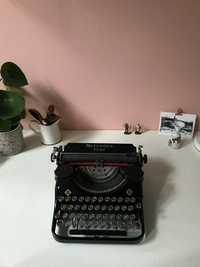 Máquina de escrever vintage Mercedes Prima funciona (ver + nas fotos)