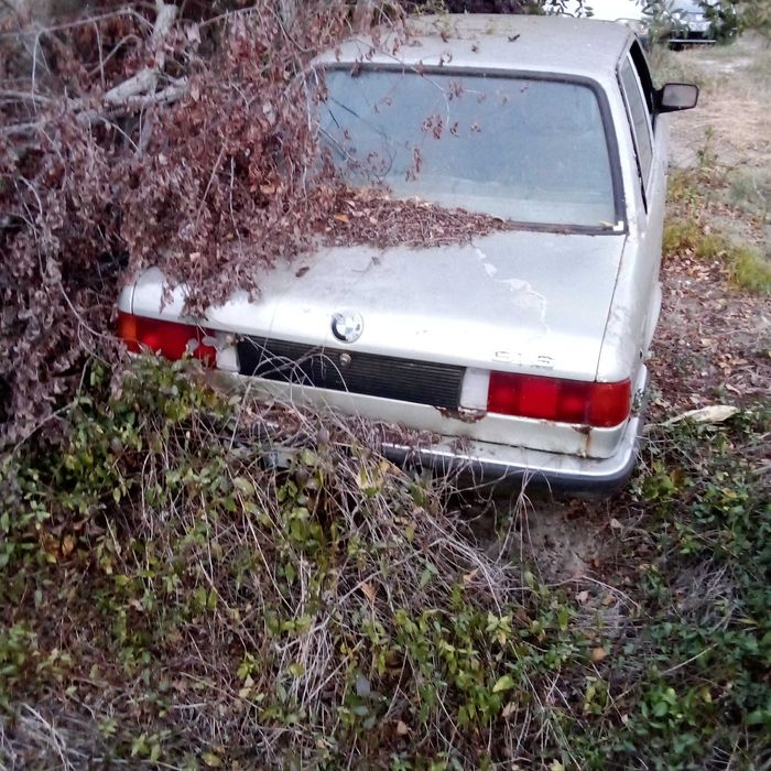 BMW   E 21. Para peças