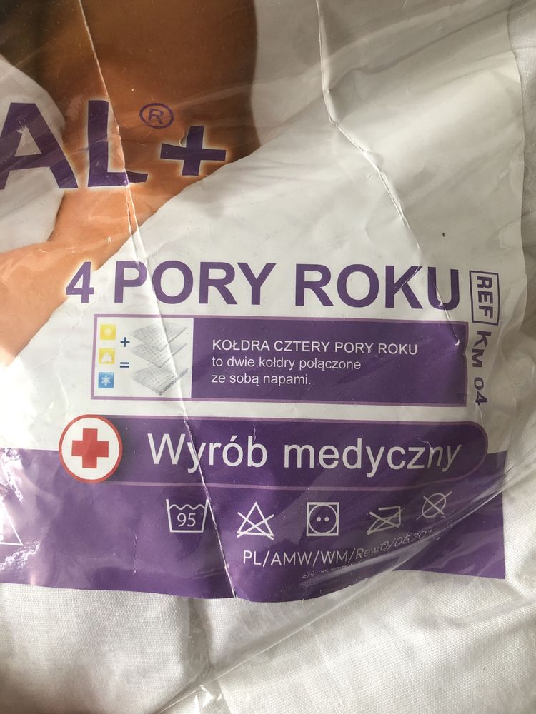 Kołdra dziecięca 4 pory roku 140x160 + 3 bawełniane pościele