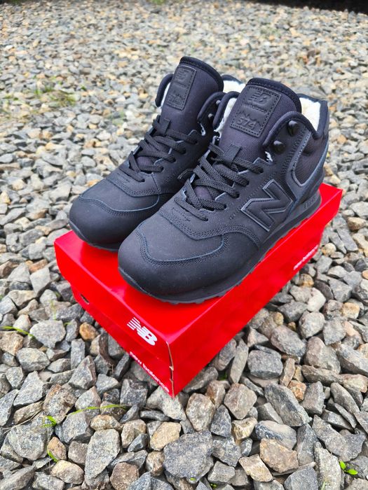 Кросівки зимові чоловічі New Balance 574 високі з хутром чорні