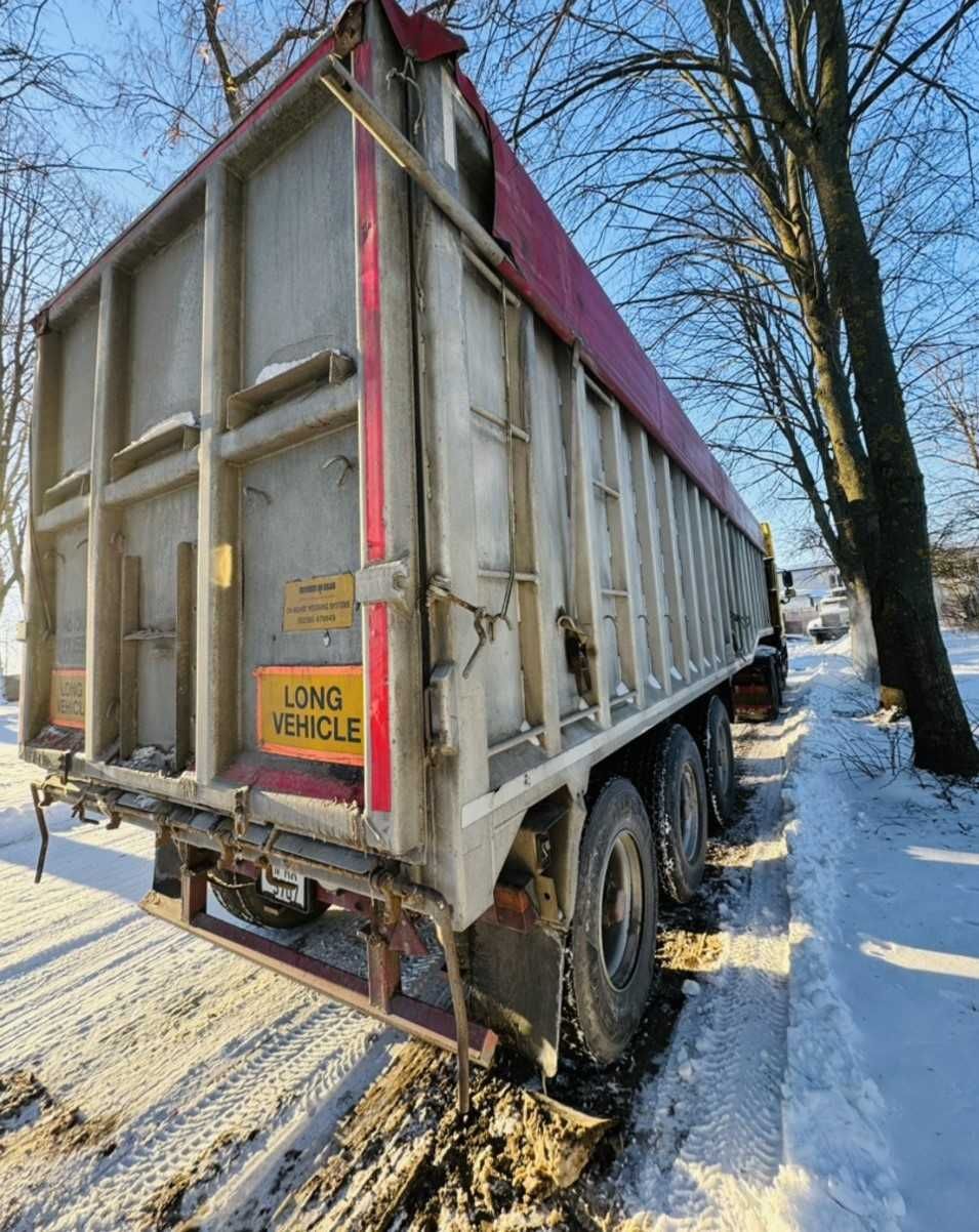 Напівпричіп самоскид Fruehauf DJD TA3 зерновоз 50м3 з Європи