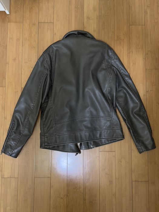 Jaqueta de Couro tamanho L Zara