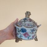 Caixa de porcelana