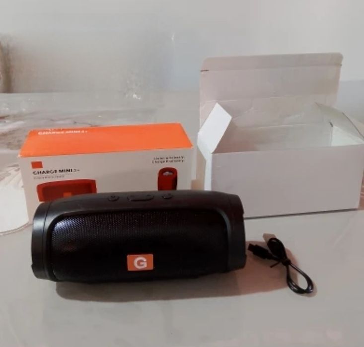 Portable Bluetooth Speaker (New Item)64584561207041121