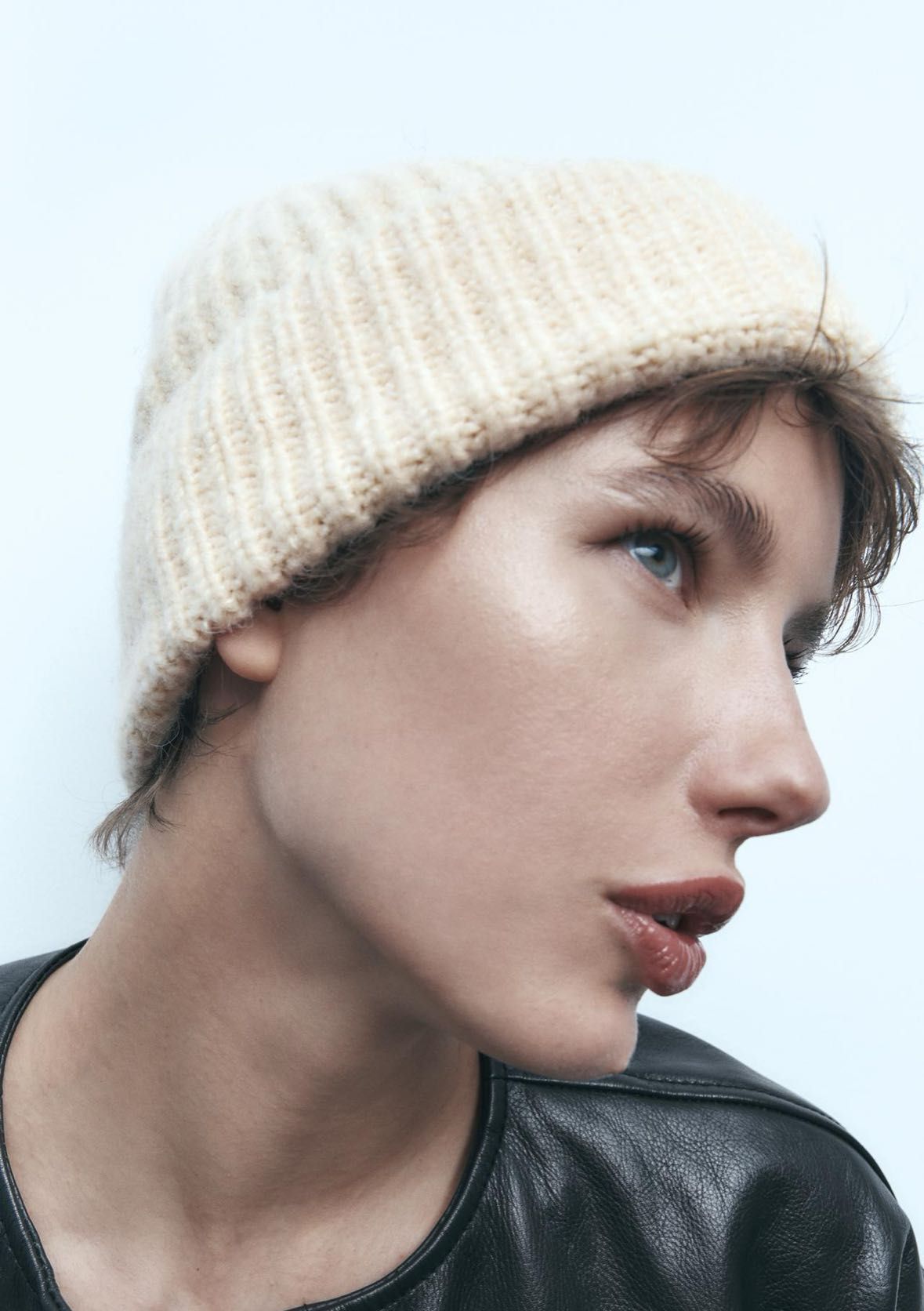 Шапка біні Zara рубчиком М/38 з вмістом вовни
