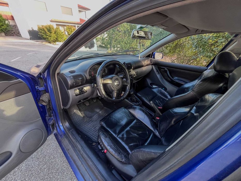 Seat Leon 1.9 TDI (2001) – Económico e Fiável