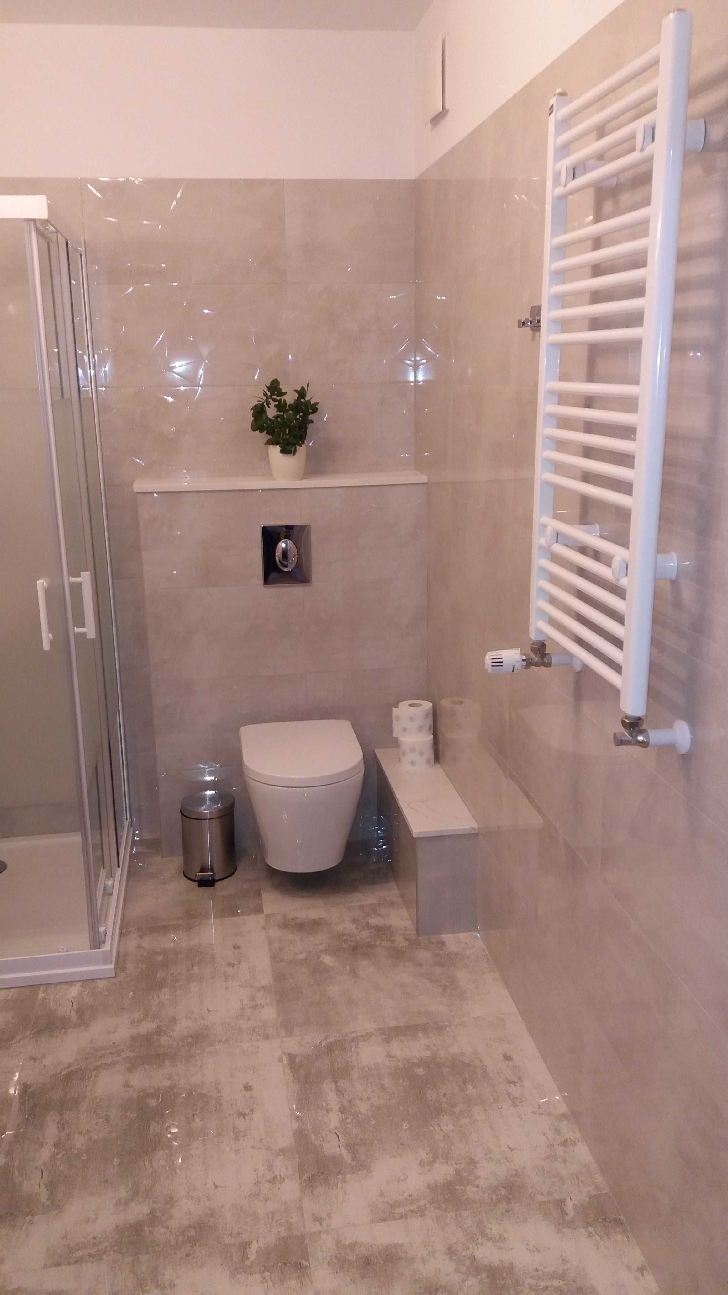 Pokoje   w nowym apartamentowcu w centrum - Piłsudskiego 98