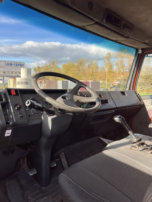 Евакуатор Mercedes 1117