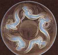 Prato antigo em cristal assinado "Lalique"