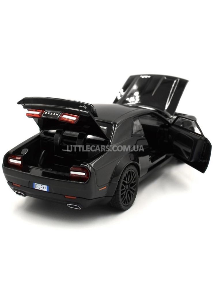 іграшка модель Dodge Challenger SRT Hellcat 1:32