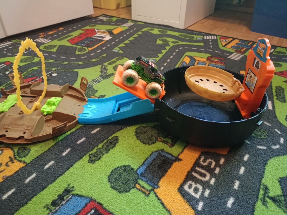 Zestaw hot wheels opona monster truck