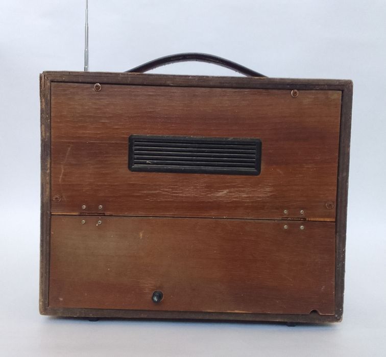 Rádio Koyo KTR 1661