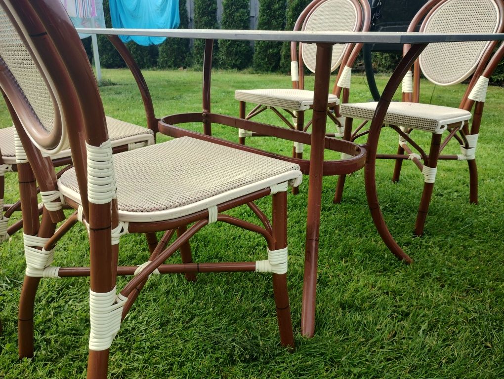 Stół ogrodowy plus 4 krzesła rattan 140x80