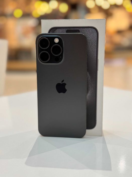 Telefon Apple iPhone 15 Pro Max 256GB bardzo ładny stan