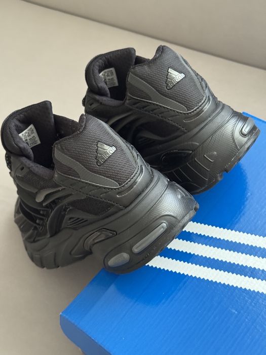 Pharrell's Adidas Jellyfish Black‘2025